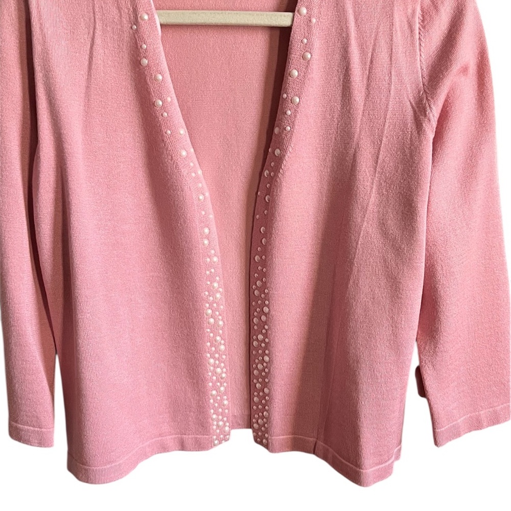 Elegant Pink Women's Sweater